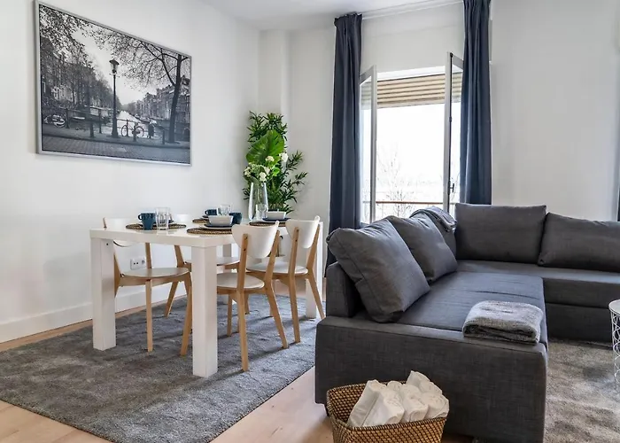 Moderno-dinamico Апартаменты Виго